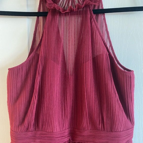 Evening gown by BCBG - Picture 2 of 7